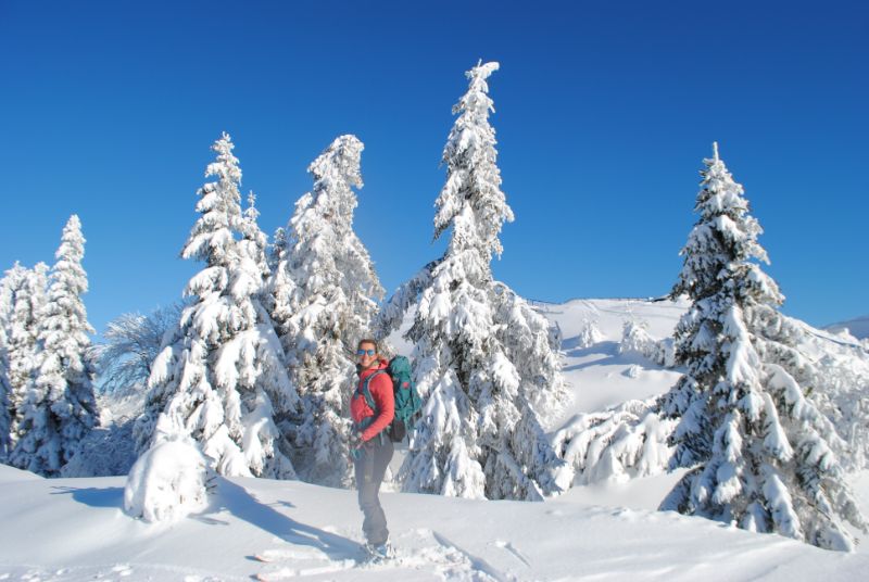Silvia con gli sci al Monte Lisser