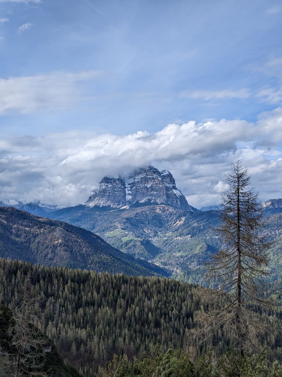 Pelmo in Val Zoldana