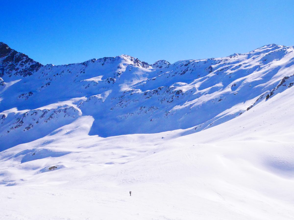 Silvia scende la Comba di Flassin