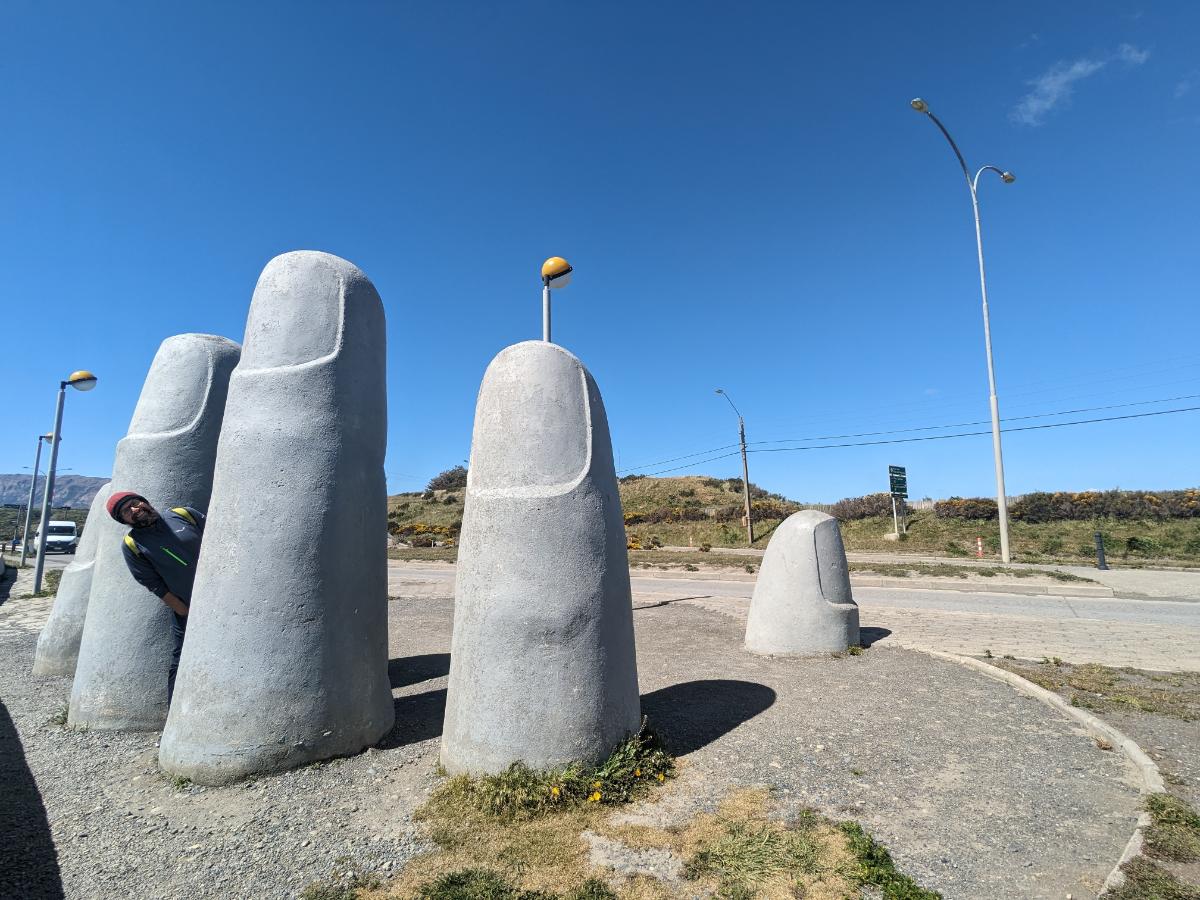 Mano a Puerto Natales
